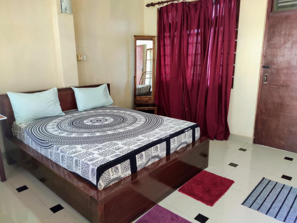 Kandyan Feel Free Homestay Luaran gambar