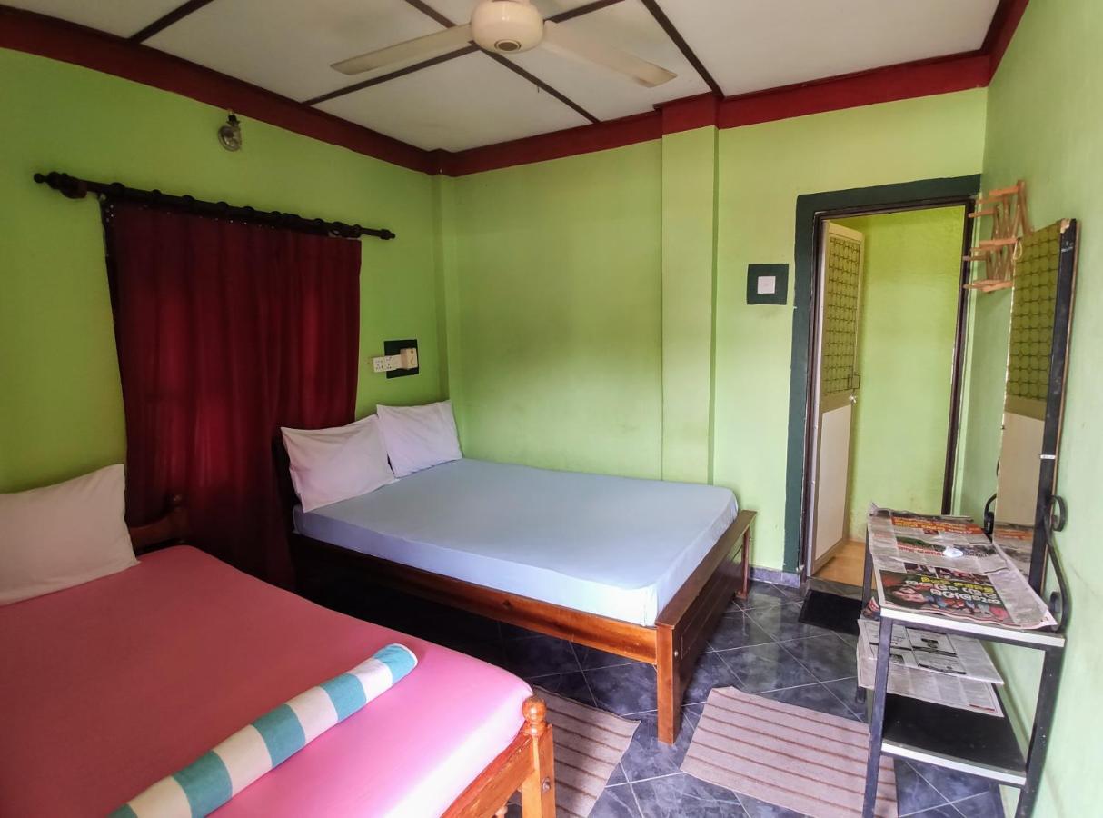 Kandyan Feel Free Homestay Luaran gambar