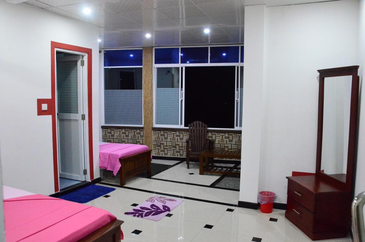 Kandyan Feel Free Homestay Luaran gambar